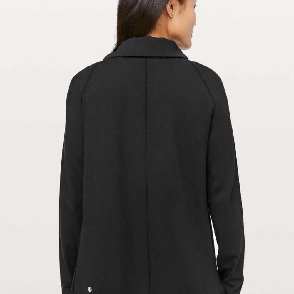 Lululemon Rulu Rally Wrap / Jacket - Picture 2 of 4